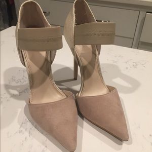 Pointy toe high heels